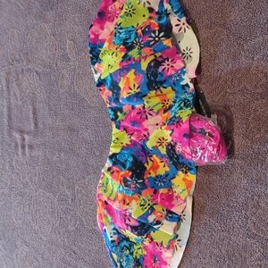 NWT women Swim TOP Size M